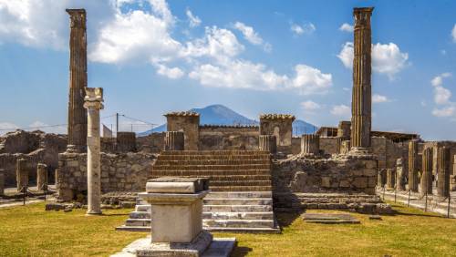 TEMPIO DI APOLLO-REGIO VII