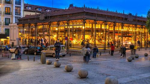 MERCADO DE SAN MIGUEL Y ALREDEDORES