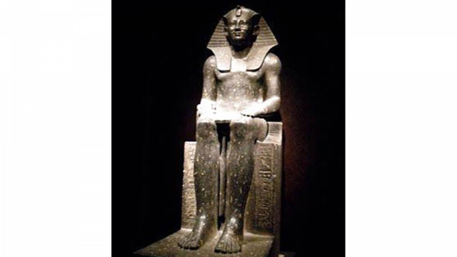 埃及博物馆, 雕像馆