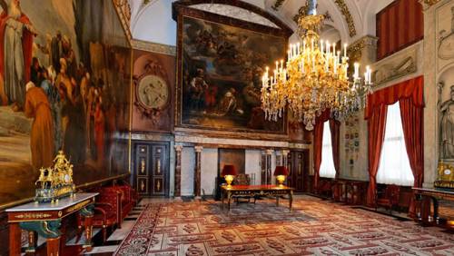 PALACIO REAL, Visita