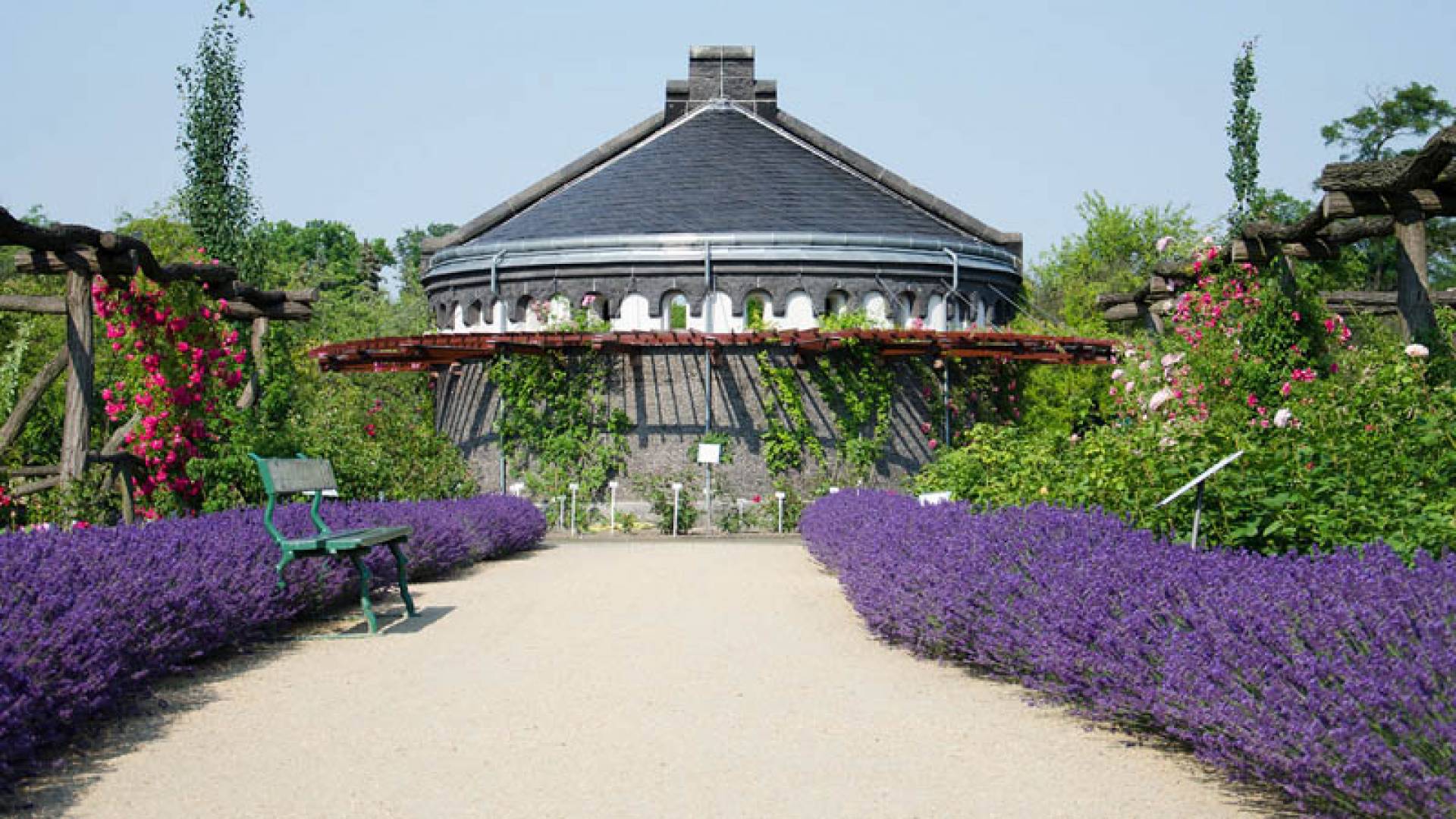 BOTANICAL GARDEN, Botanical Garden