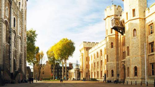 TOWER OF LONDON, Visita