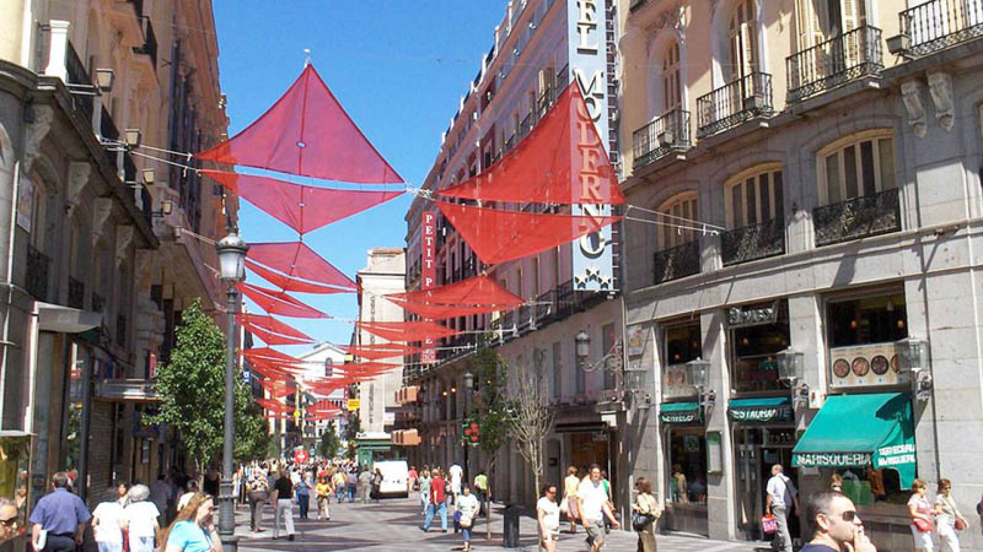 PUERTA DEL SOL AND CALLE ARENAL, Calle Arenal 1