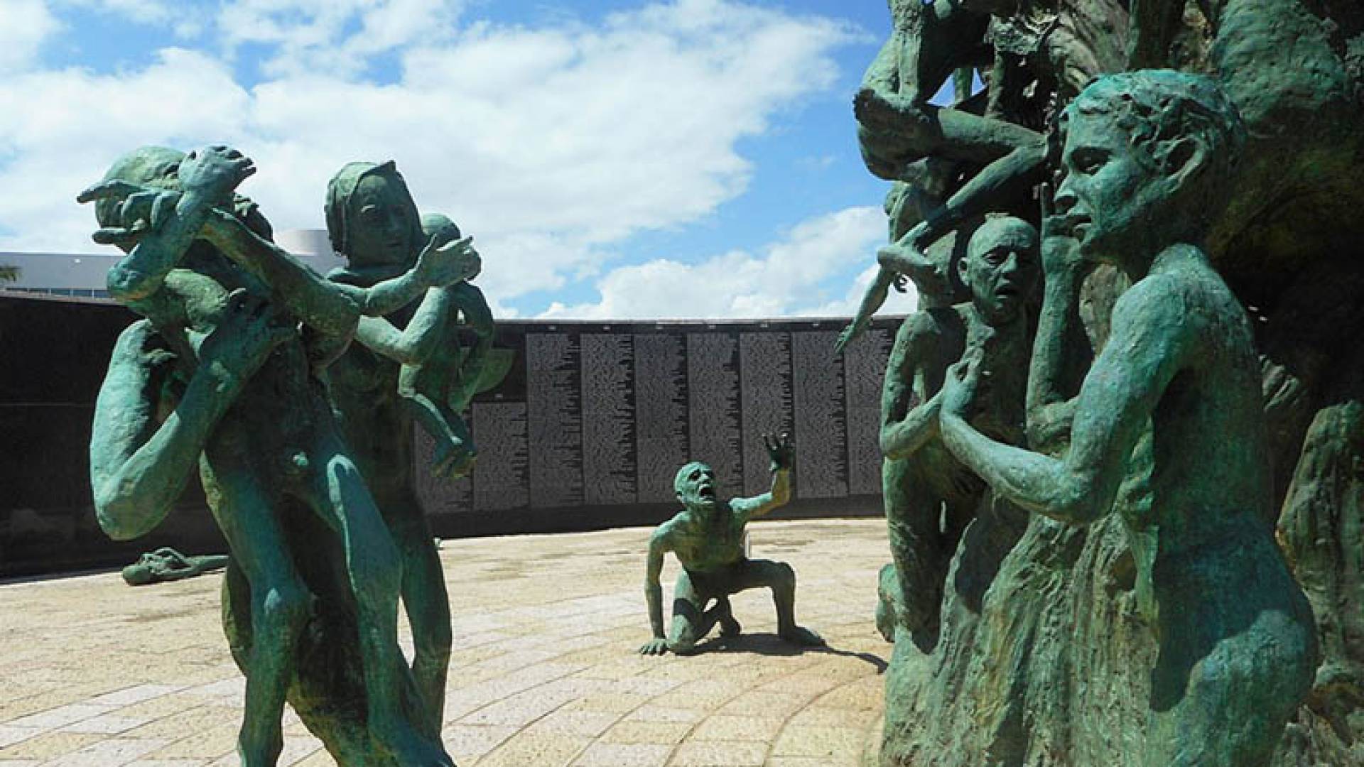 HOLOCAUST MEMORIAL, Holocaust Memorial
