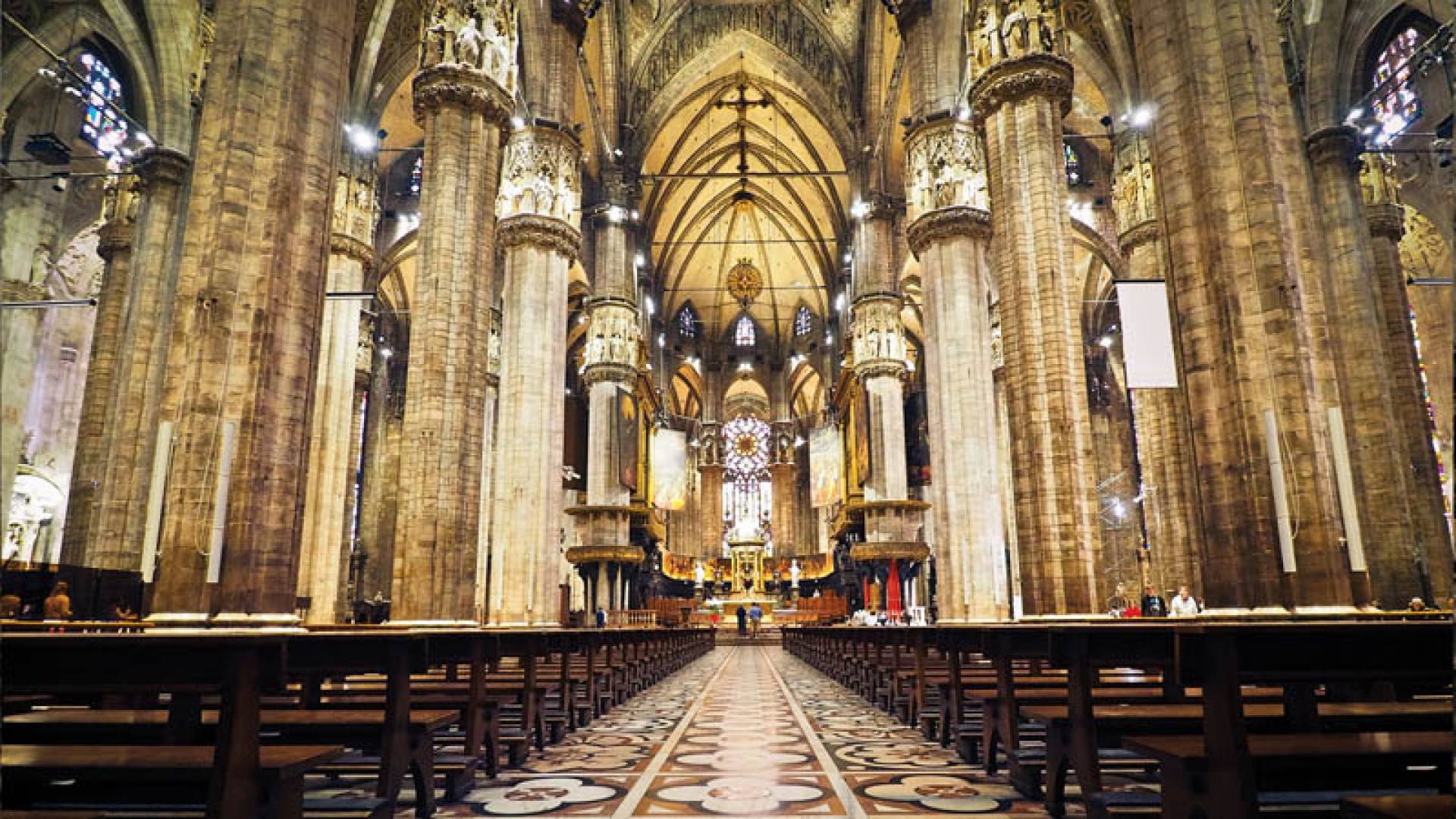 CATHEDRAL, Interior - Naves