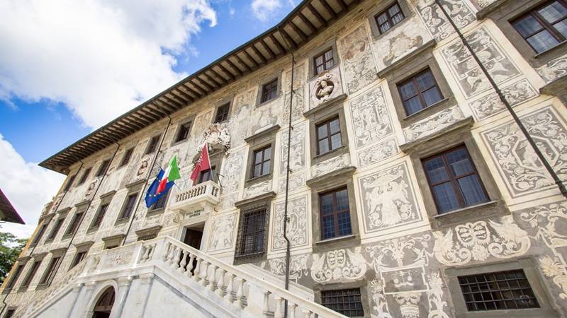 卡罗瓦纳宫 - AI VOICE