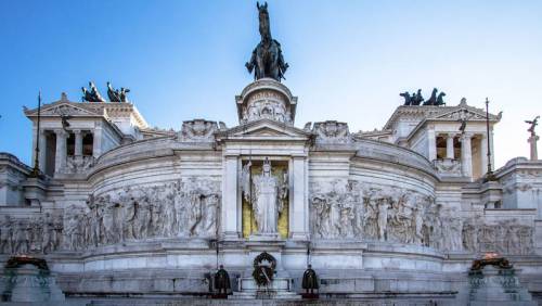 VITTORIANO Y ARACOELI, Historia