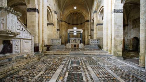 ÉGLISE SAINTE MARIE DE CASTELLO, Présentation