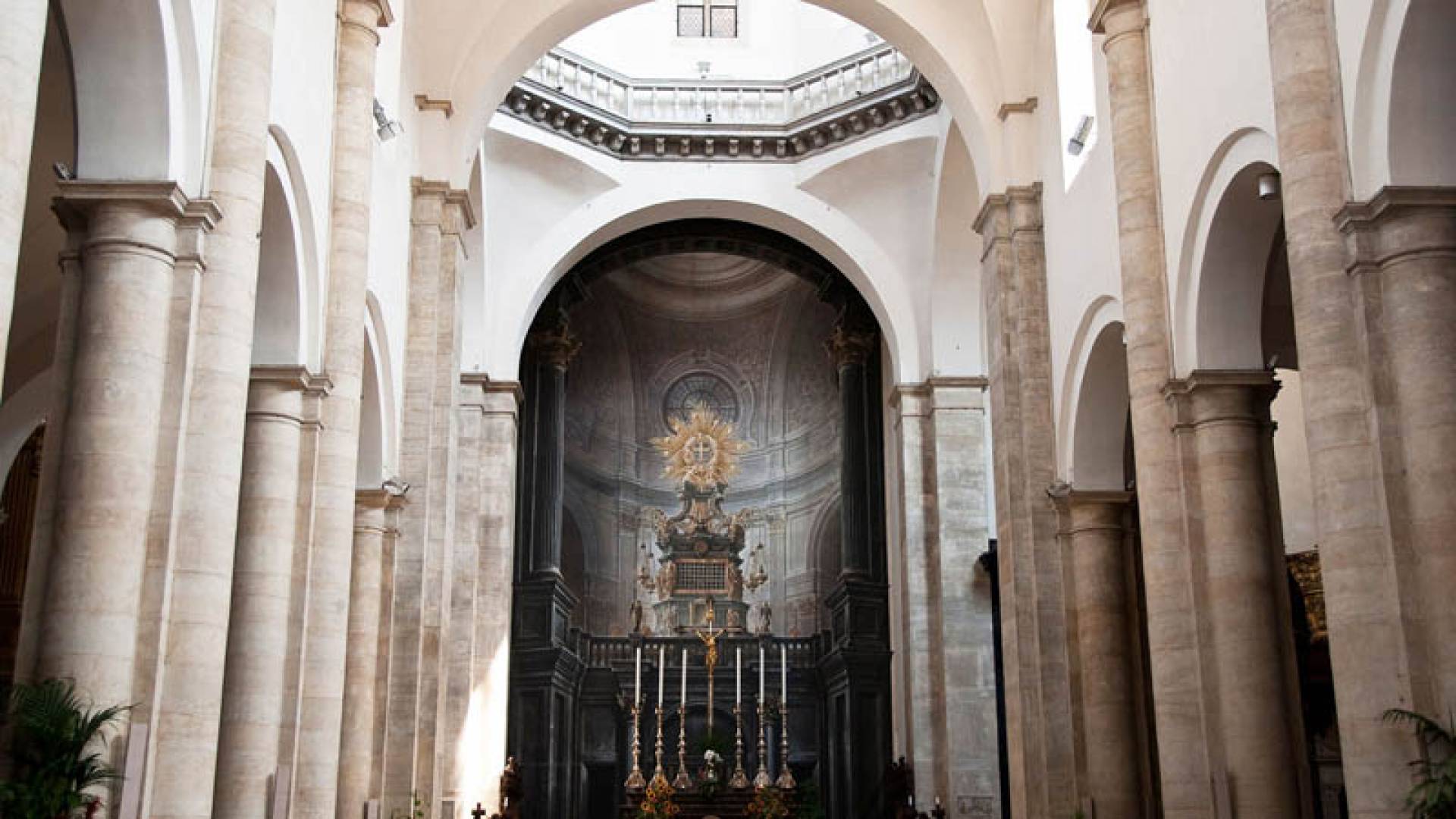 CATEDRAL, Interior