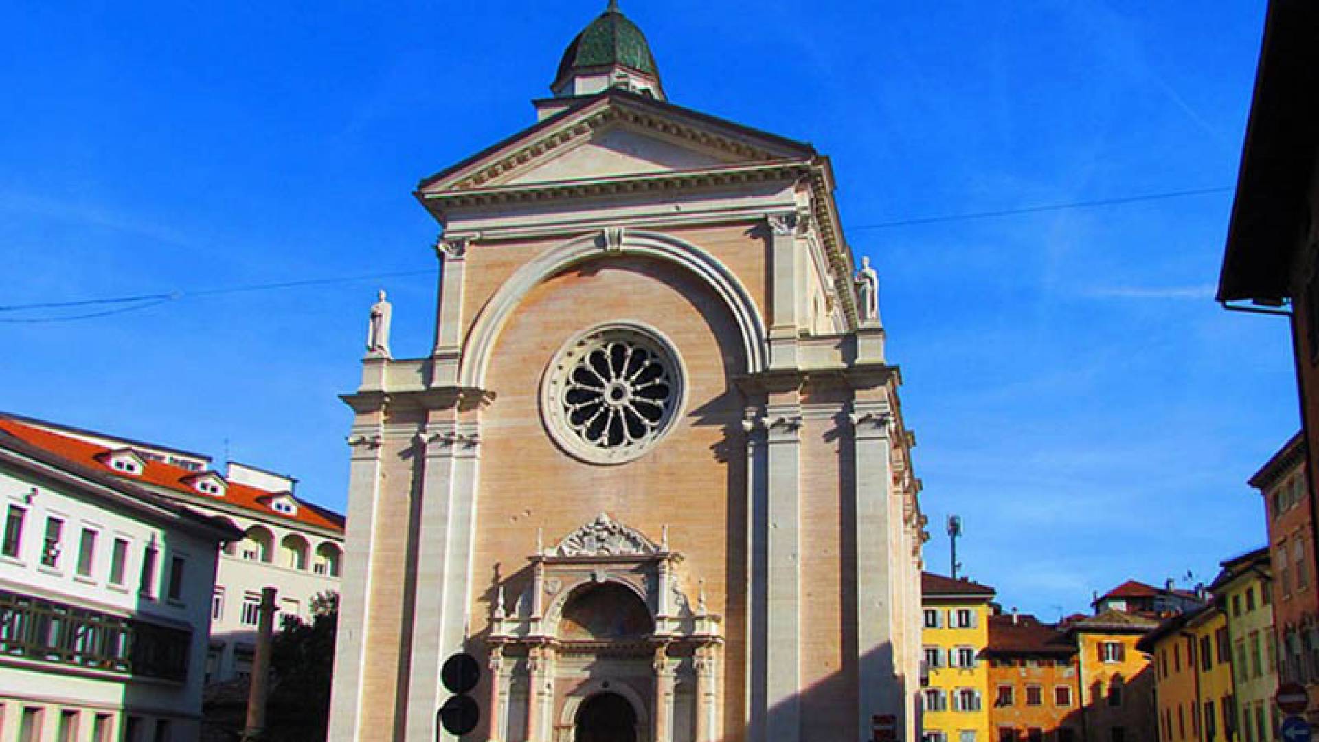 圣玛丽亚马焦雷大教堂, 外部