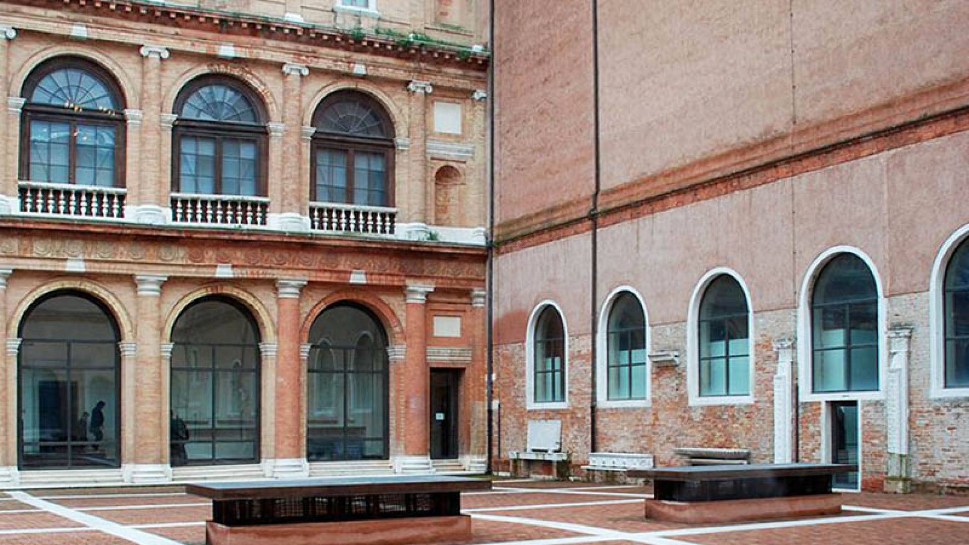 ACCADEMIA GALLERY, History